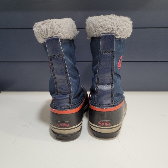 Sorel Yoot Pac Snow Boot Navy and Black With Red Laces Waterproof  Size 5 - Picture 5 of 14